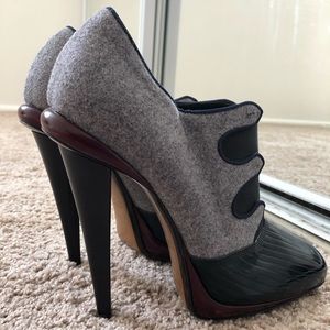 Leather and wool oxford platform bootie By Fendi